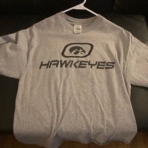 Hawkeye tee